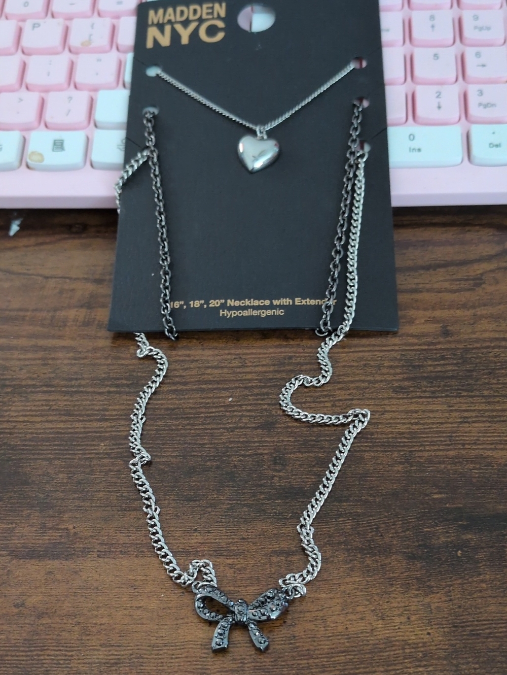 MADDEN NYC Silver Bow Pendant 20" Heart Pendant- Silver